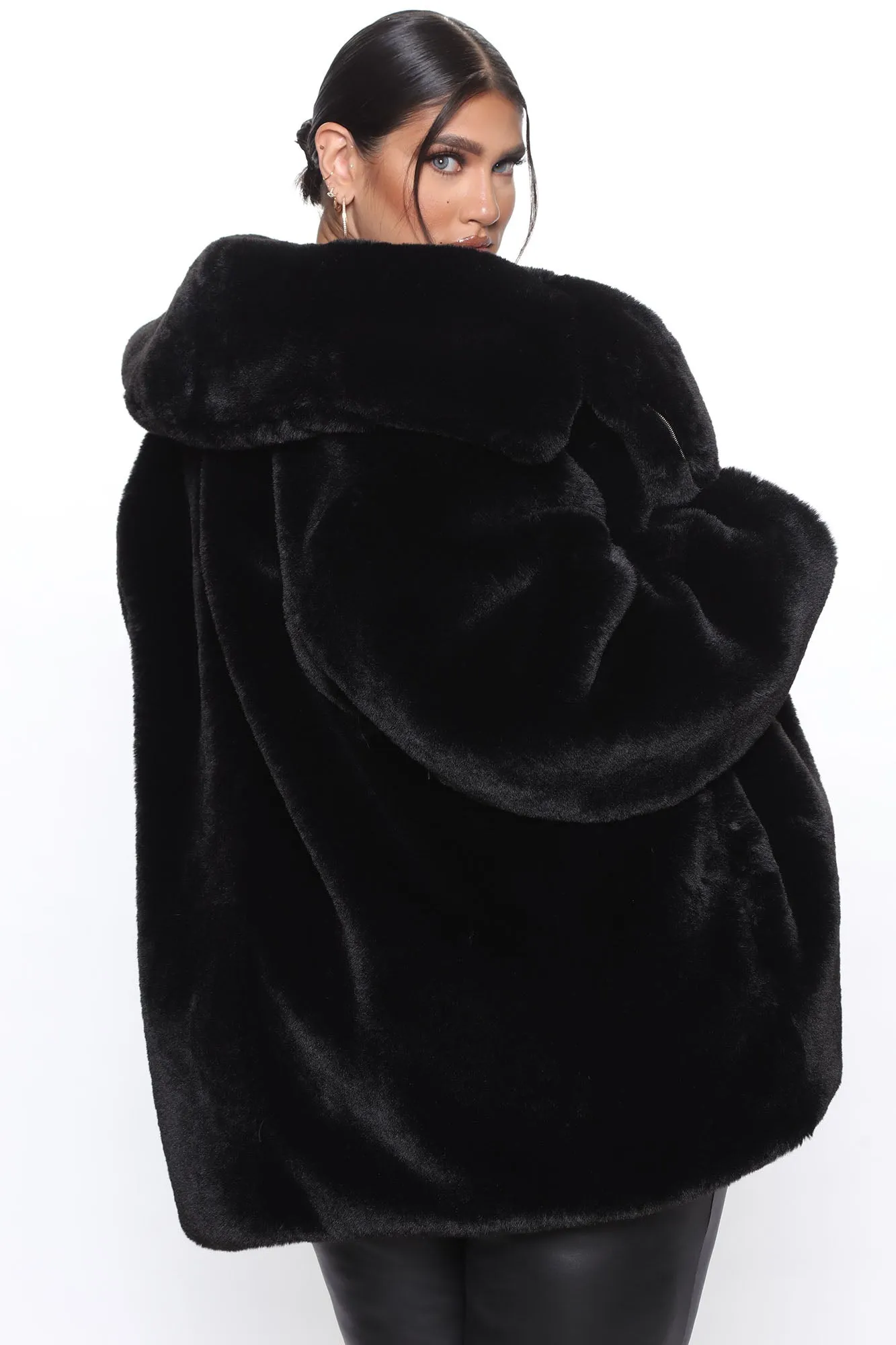 Arrive In Luxury Faux Fur Jacket - Black