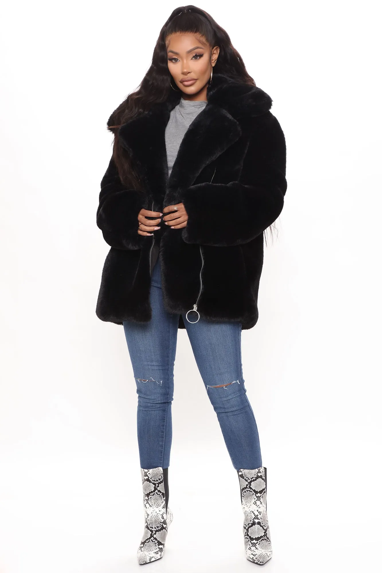 Arrive In Luxury Faux Fur Jacket - Black