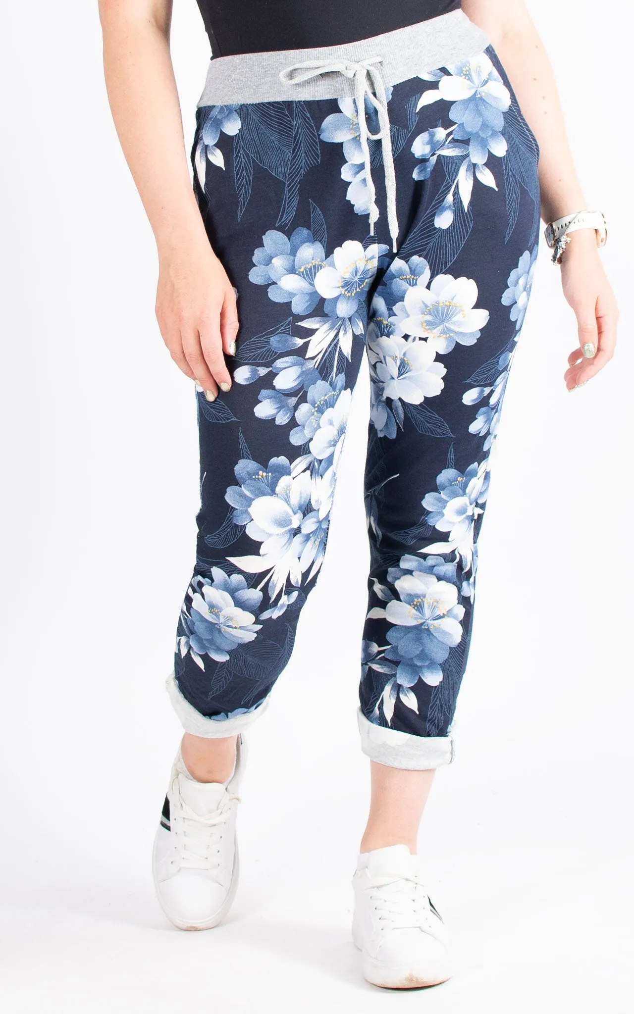 Basic Jogger | Navy Blue Flowers