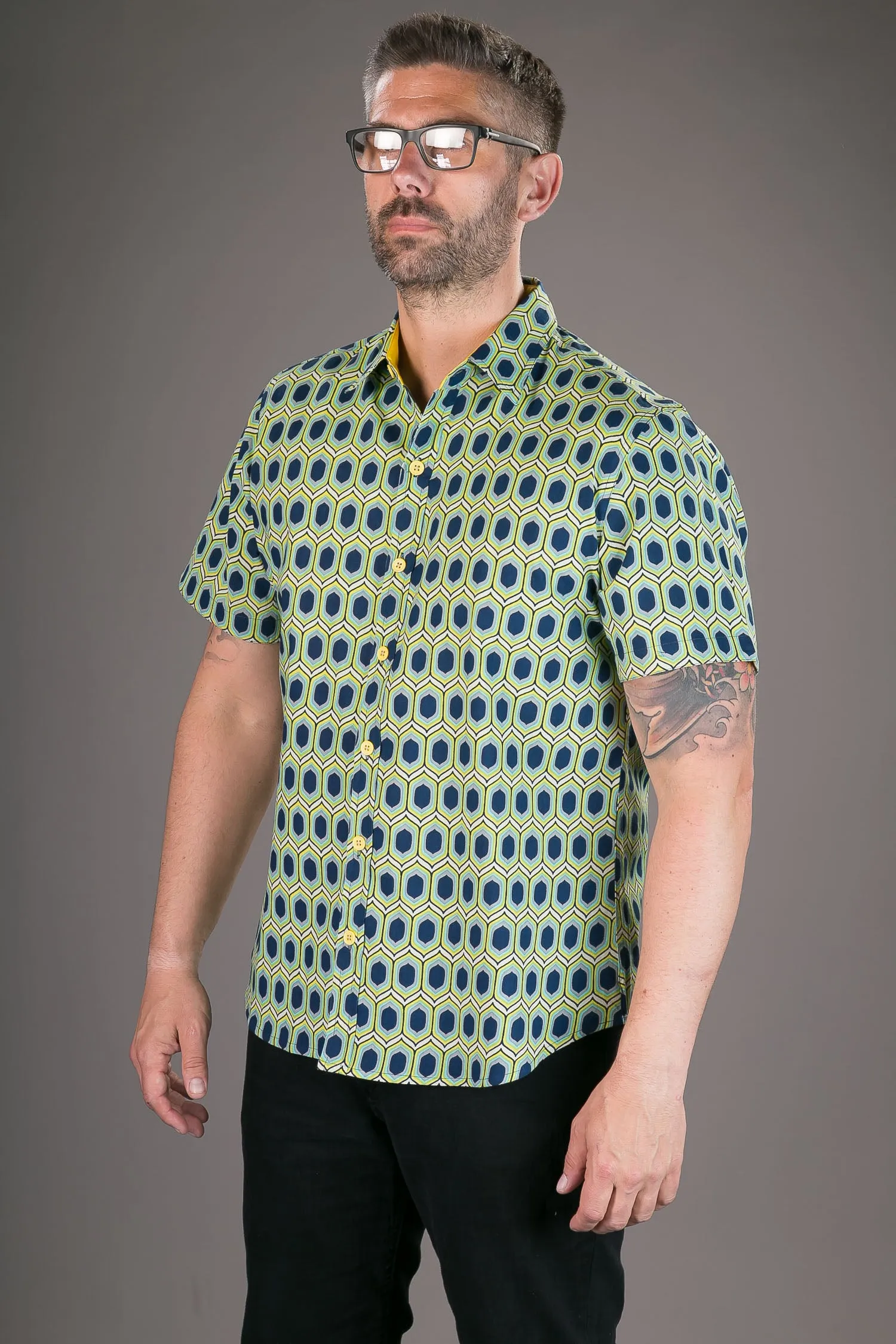 Blue Yellow Green Geometric Print Cotton Slim Fit Mens Shirt Short Sleeve