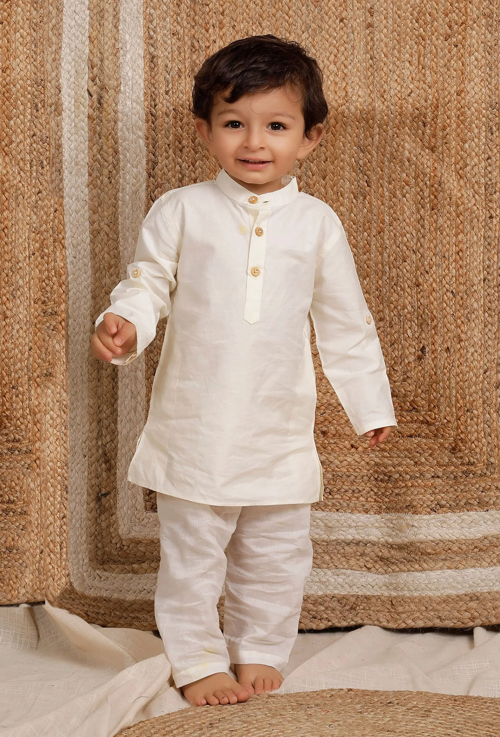 Set Of 3: Off White Cotton Silk Kurta, Pyjama & Emerald Green Brocade Nehru Jacket