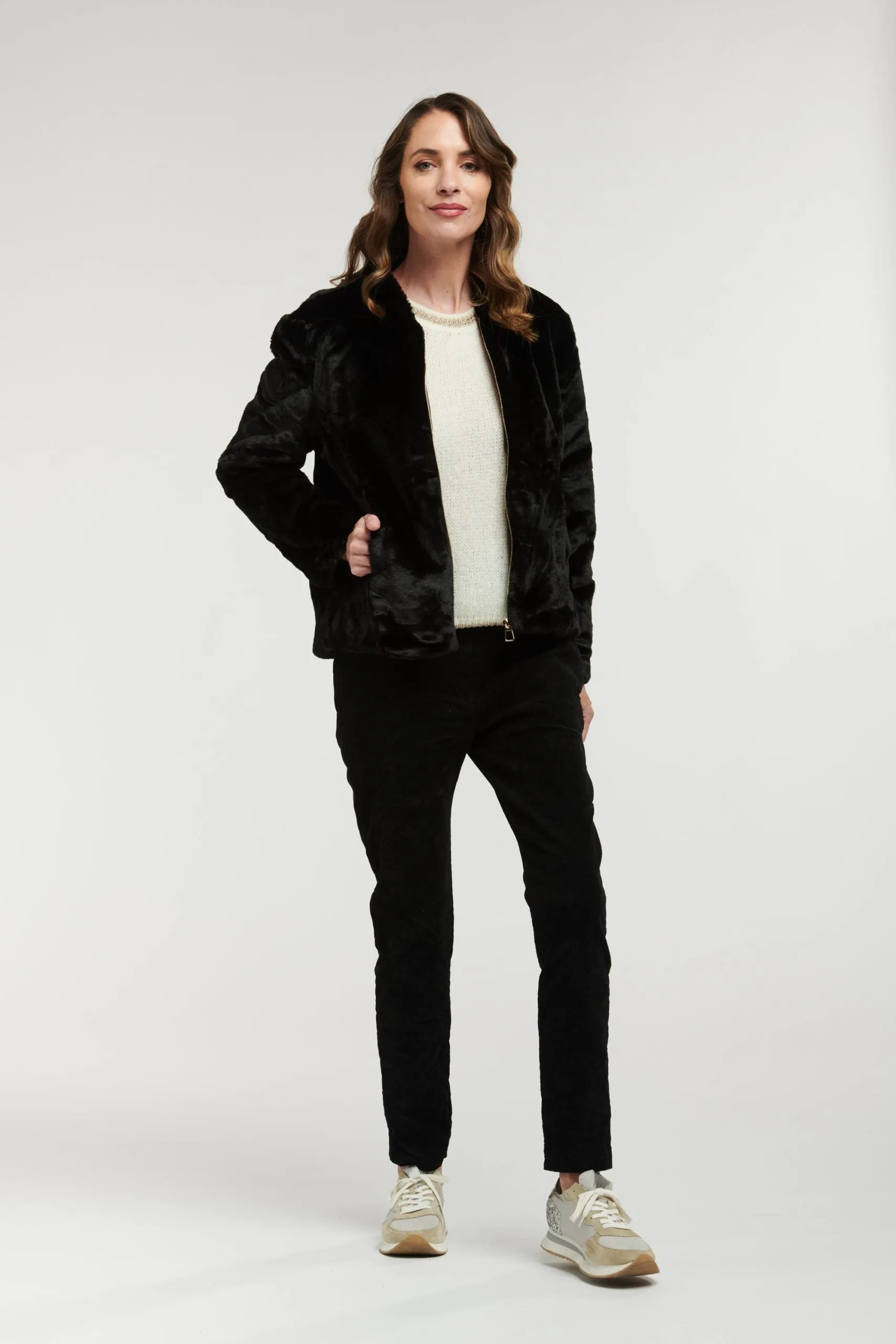 Short Fur Jacket - Black